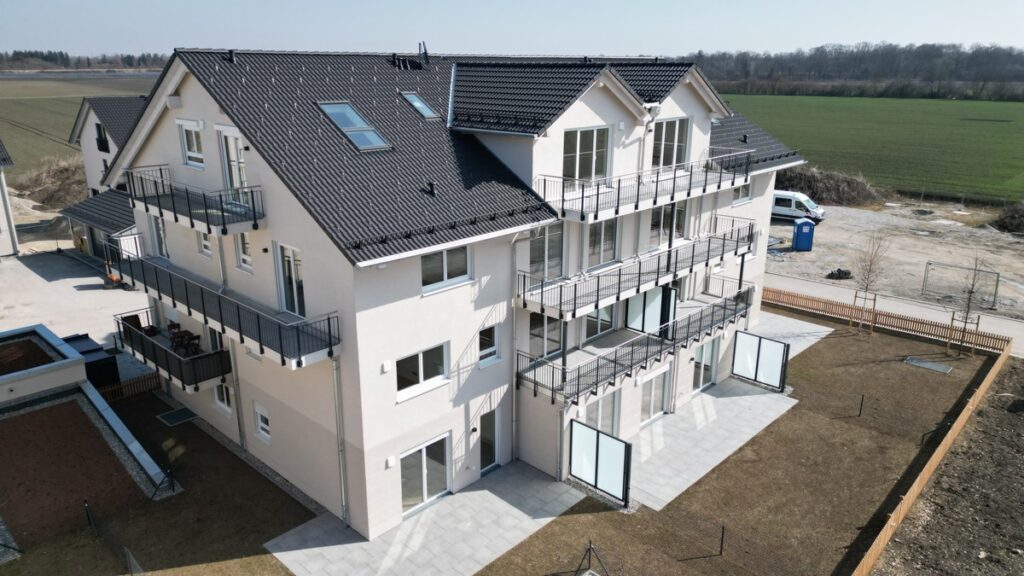 Immobilien 3 dji_fly_20250307_065034_698_1741344683250_photo